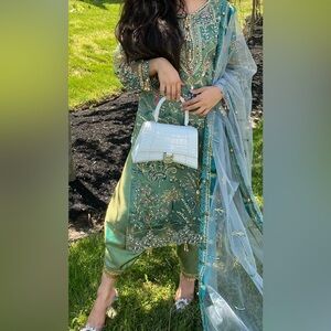 3 piece Pakistani outfit